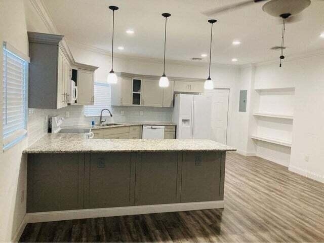 2301 Sw Barber Lane - Photo 1