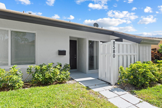 8580 Nw 32nd Street - Photo 1