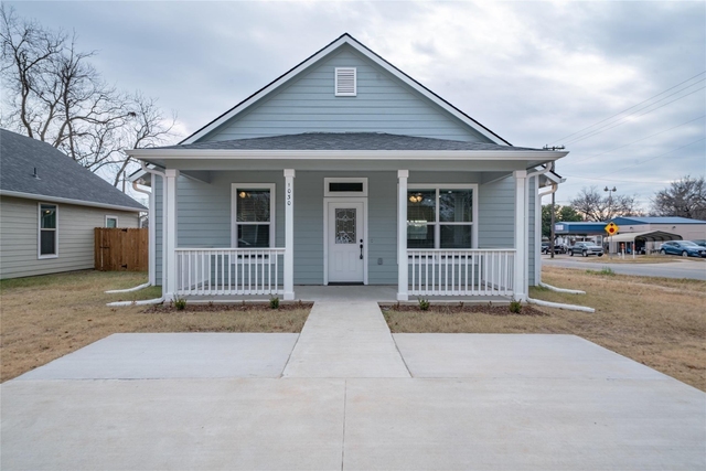 1030 W Gandy - Photo 1