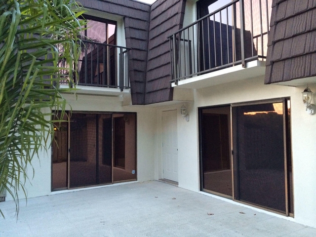 8008 80th Way - Photo 1