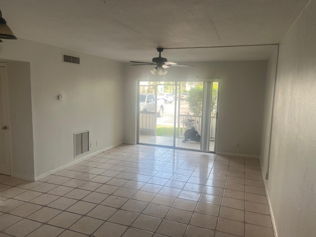624 Nw 13th Street - Photo 1