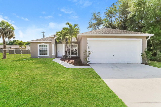 2257 Sw Matheson Terrace - Photo 1