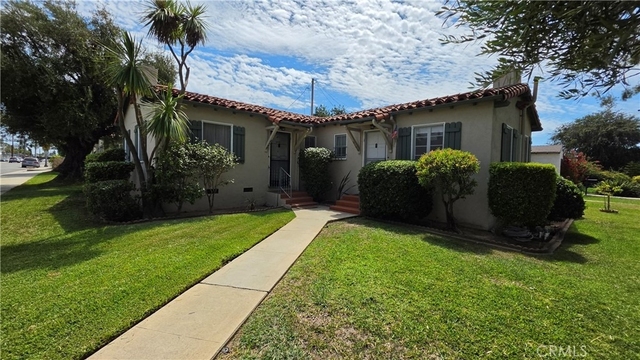 2102 La Paloma - Photo 1