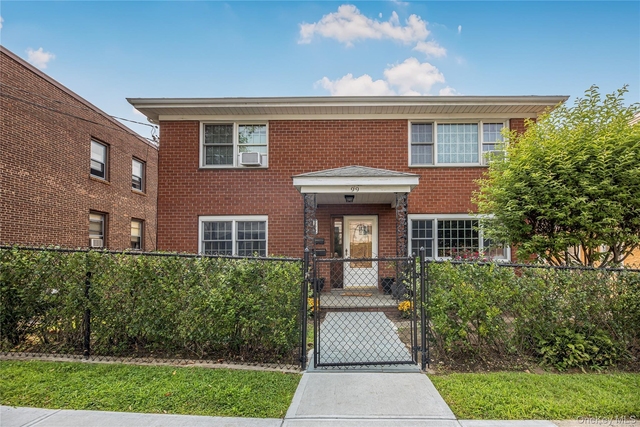 99 Clarendon Avenue - Photo 1