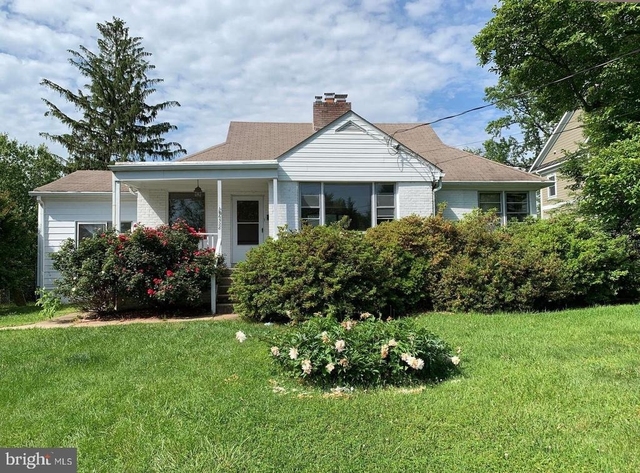 6528 Chesterfield Avenue - Photo 1