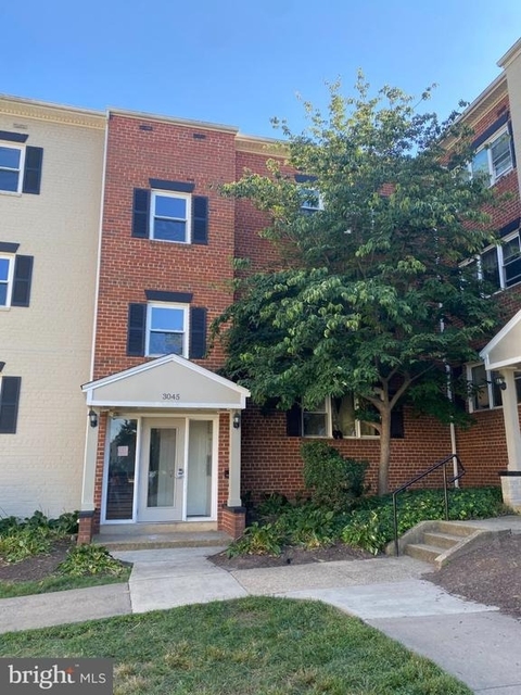 3045 Patrick Henry Drive - Photo 1
