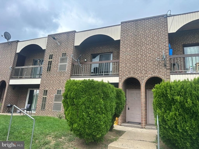 2727 Rhawn Street - Photo 1