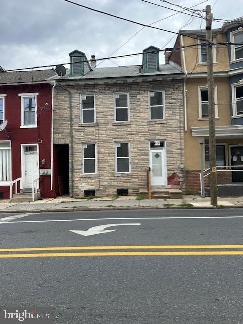617 Lehman Street - Photo 1