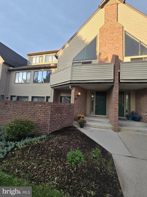 306 Cherrington Drive - Photo 1