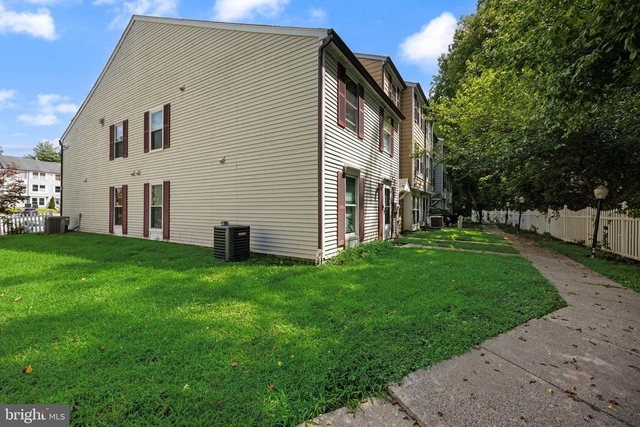 2504 Greenwood Drive - Photo 1