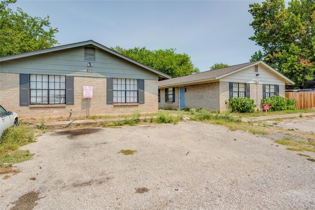 838 N Meadows Dr - Photo 1
