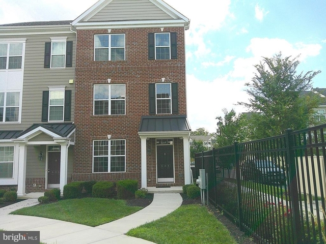 634 Mccomb Place - Photo 1