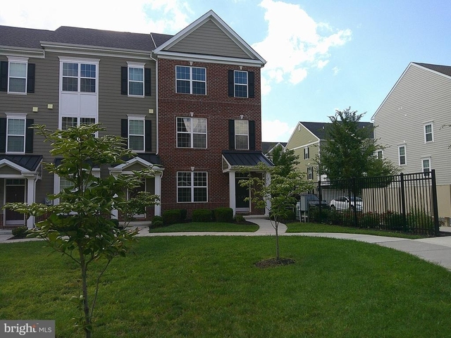 634 Mccomb Place - Photo 1