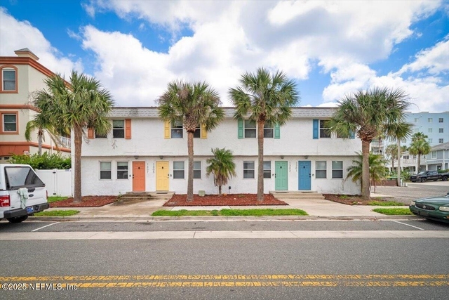1305 2nd Street N - Photo 1