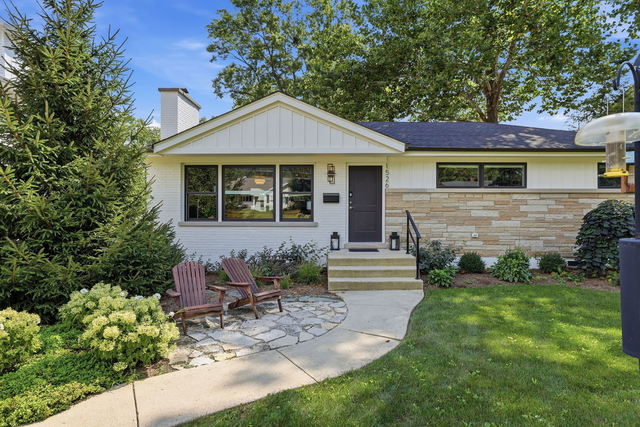 1526 E Forest Avenue - Photo 1