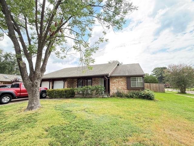 16402 Cavendish Drive - Photo 1
