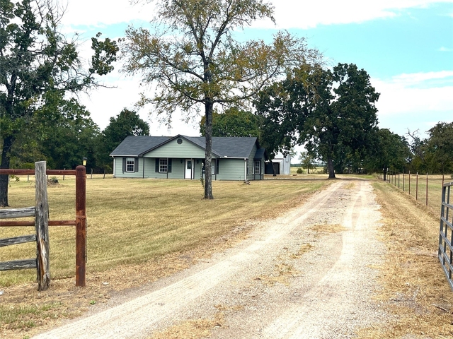59 W Oak Drive - Photo 1