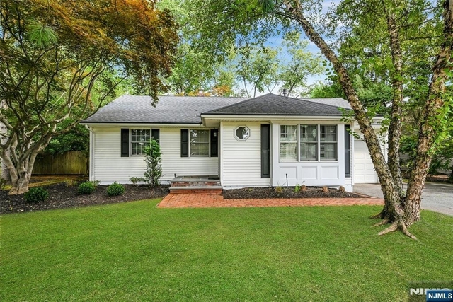 12 Leoson - Photo 1