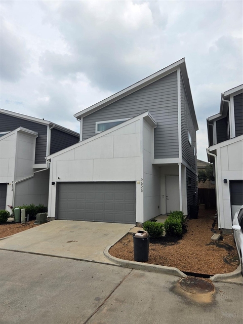 9625 Habitat Street - Photo 1
