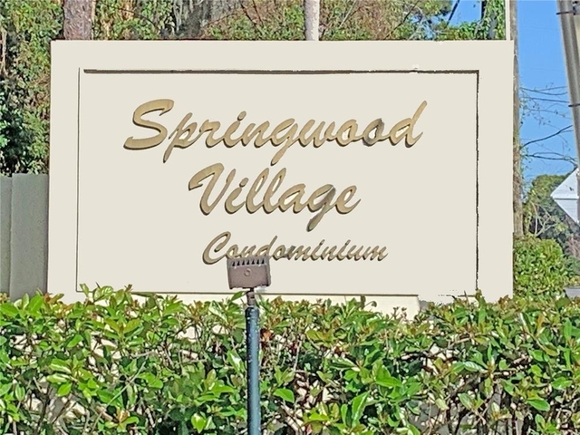 125 Springwood Circle - Photo 1