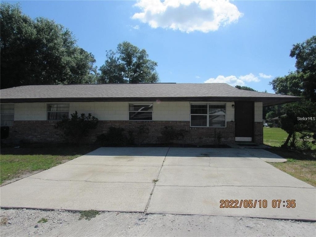 722 N Warfield Avenue - Photo 1