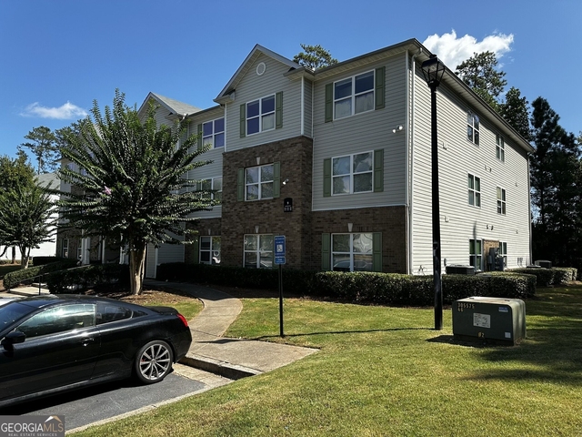 9302 Fairington Ridge Circle - Photo 1