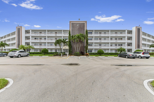 4055 Wolverton C - Photo 1