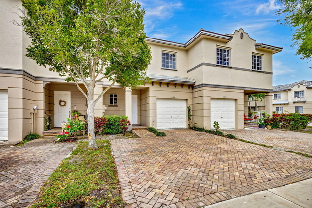 1302 Lucaya Drive - Photo 1