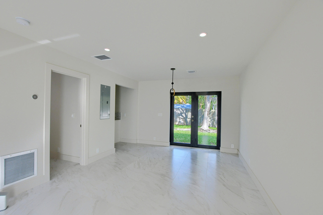 2503 Oceanview Avenue - Photo 1