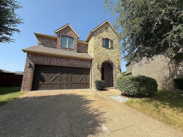 9001 Blue Water Drive - Photo 1
