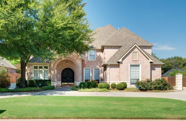 7012 Shalimar Court - Photo 1