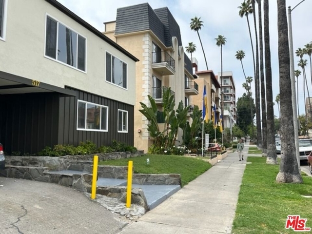517 S Kenmore Avenue - Photo 1