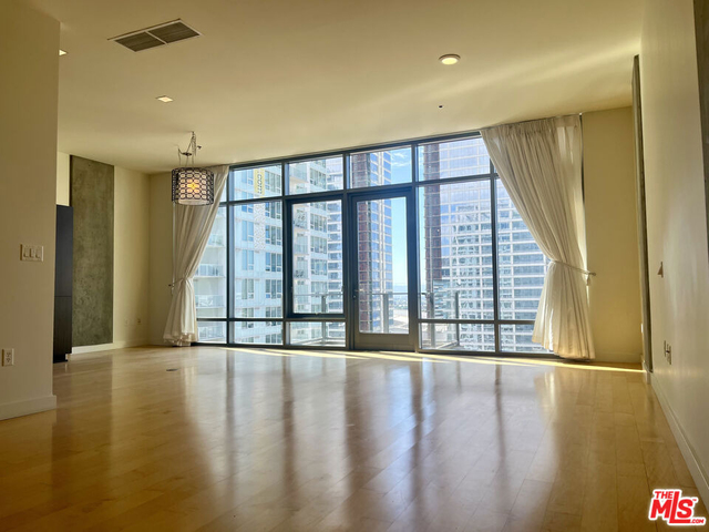 1100 S Hope Street - Photo 1