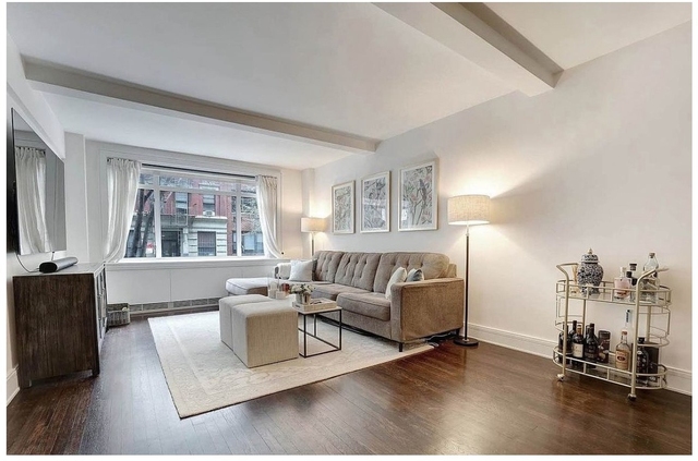 170 E 77th Street - Photo 1