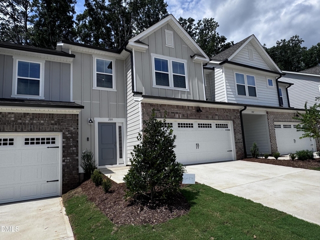 205 Broomside Avenue - Photo 1