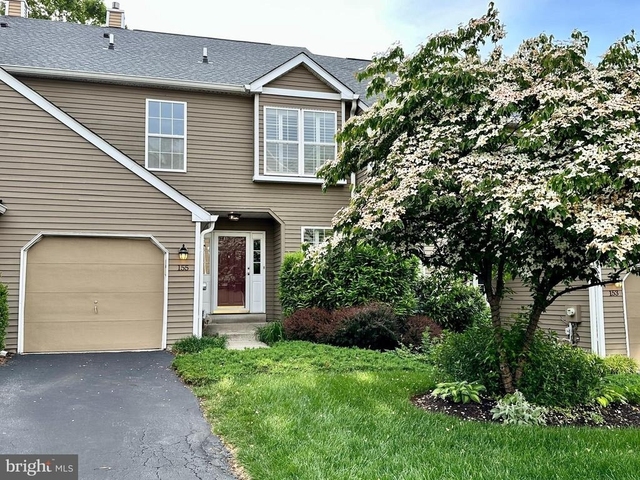 155 Weybridge Drive - Photo 1