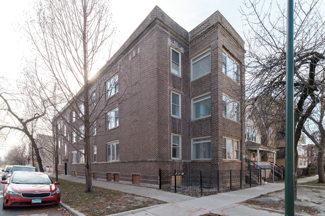 3101 W Leland Avenue - Photo 1