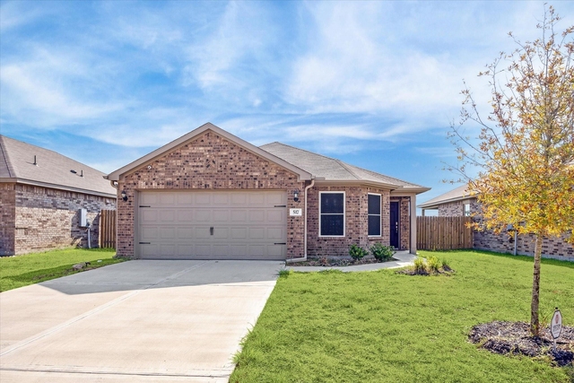 517 Amberwood Park Drive - Photo 1