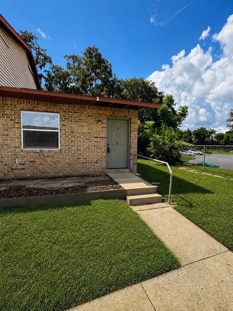 1183-1183 Bentley Road - Photo 1