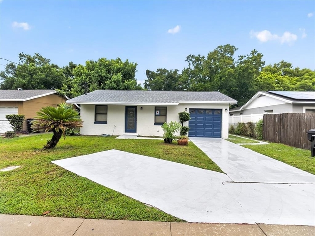 617 19th Street - Photo 1