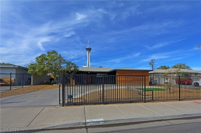 2108 S 6th Street - Photo 1