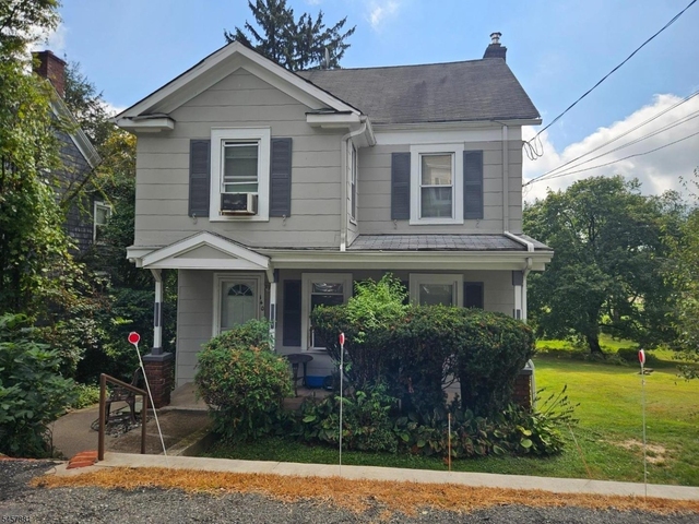 140 Mount Kemble Ave - Photo 1