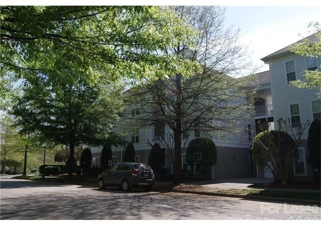 18710 Oakhurst Boulevard - Photo 1