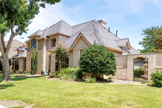 5701 Templin Way - Photo 1