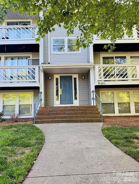 9541 Shannon Green Drive - Photo 1