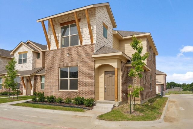 3620 Aaron Place - Photo 1