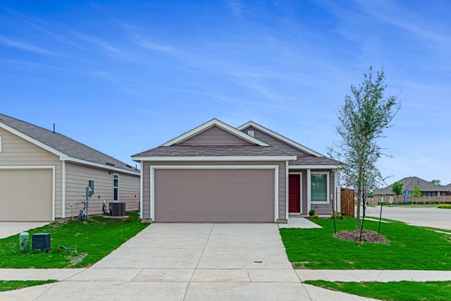 7109 Gray Wolf Lane - Photo 1