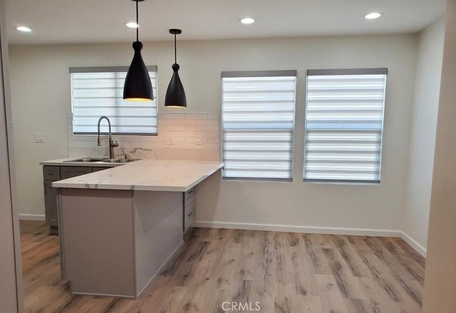 1338 1/2 S Cochran Avenue - Photo 1