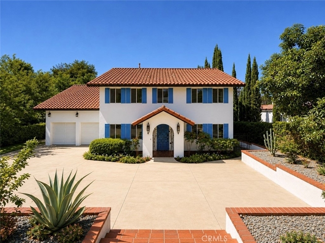 634 Alameda Street - Photo 1