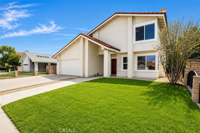 452 Vista Del Norte - Photo 1